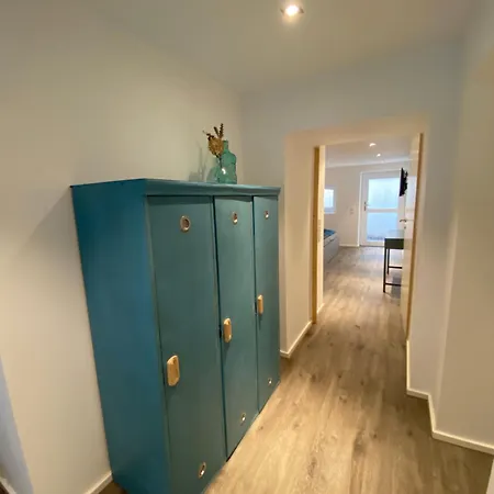 Souterrain In Einer Stadtvilla Apartment *