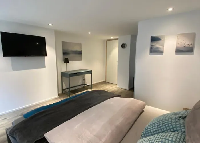 Apartment Souterrain In Einer Stadtvilla